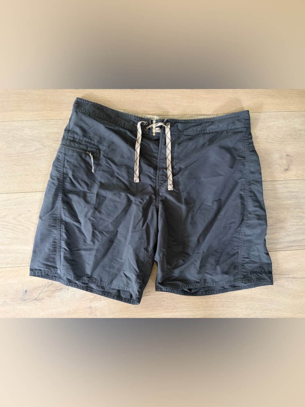Patagonia Men's Wavefarer Boardshorts Swim - size 36